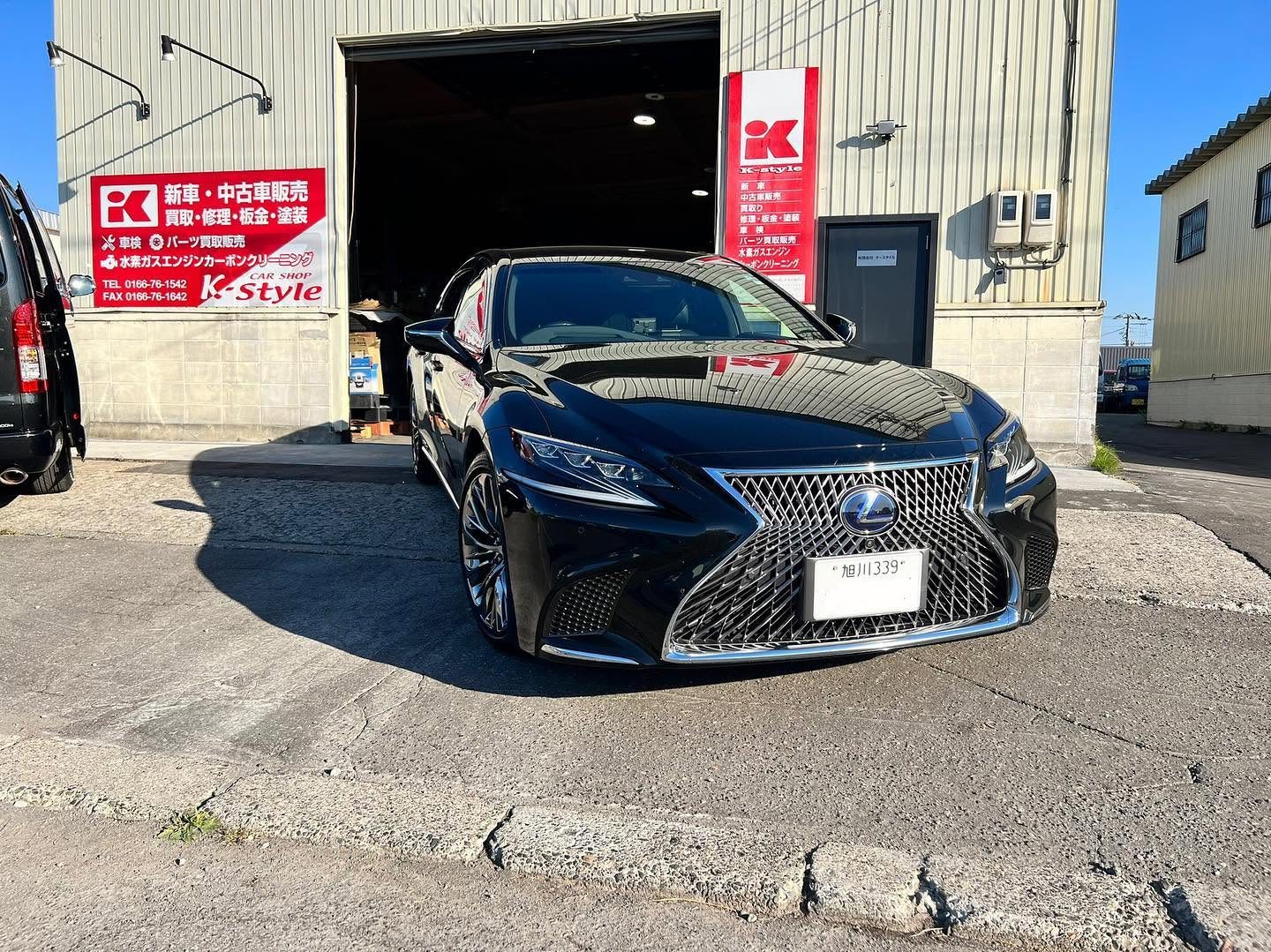 レクサス LS500h 水素ガスエンジンカーボンクリーニング 施工中(旭川市の当店で施工)|有限会社ケースタイル 旭川