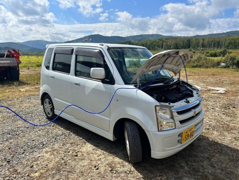 スズキ ワゴンR 水素ガスエンジンカーボンクリーニング 施工中（出張施工）｜有限会社ケースタイル 旭川