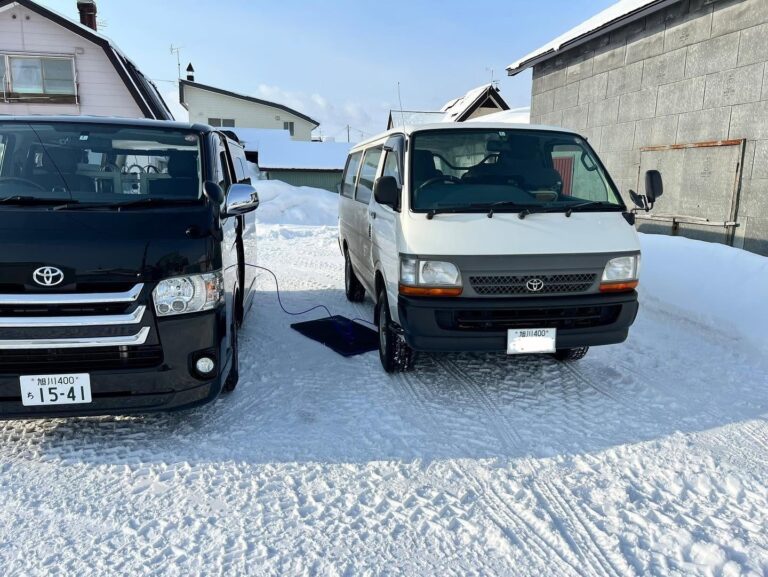 トヨタ ハイエース100系（走行25万km超） 水素ガスエンジンカーボンクリーニング 施工中（出張施工）｜有限会社ケースタイル 旭川