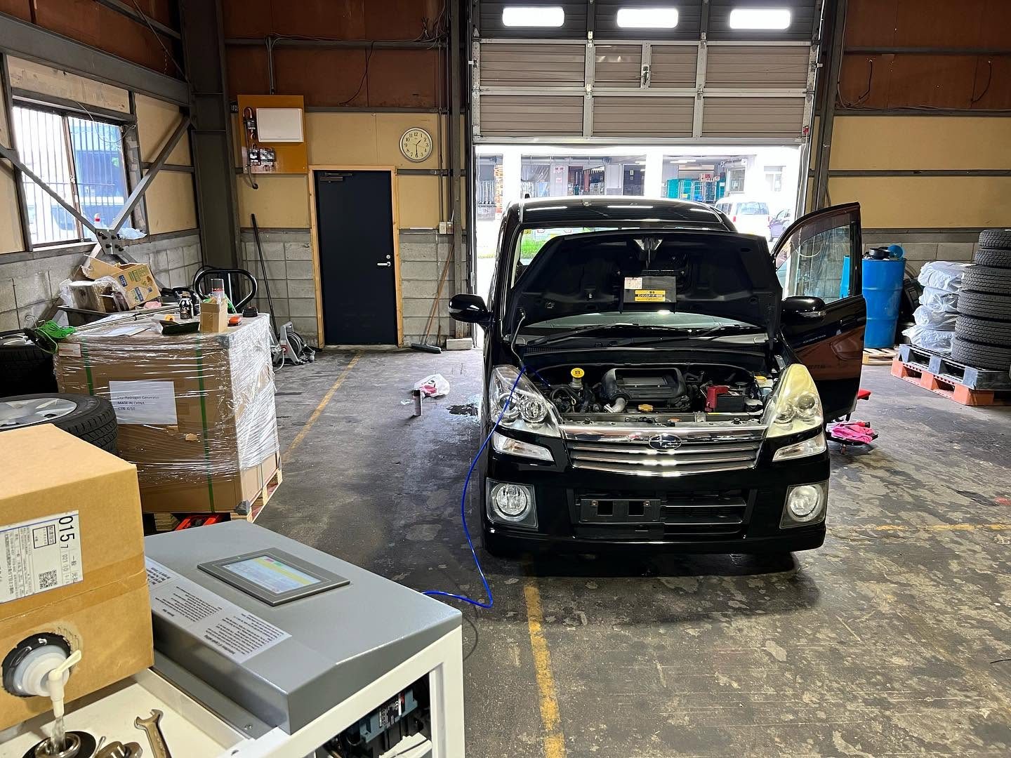 スズキ エブリイ(軽バン) 水素ガスエンジンカーボンクリーニング 施工中(旭川市の当店で施工)|有限会社ケースタイル 旭川