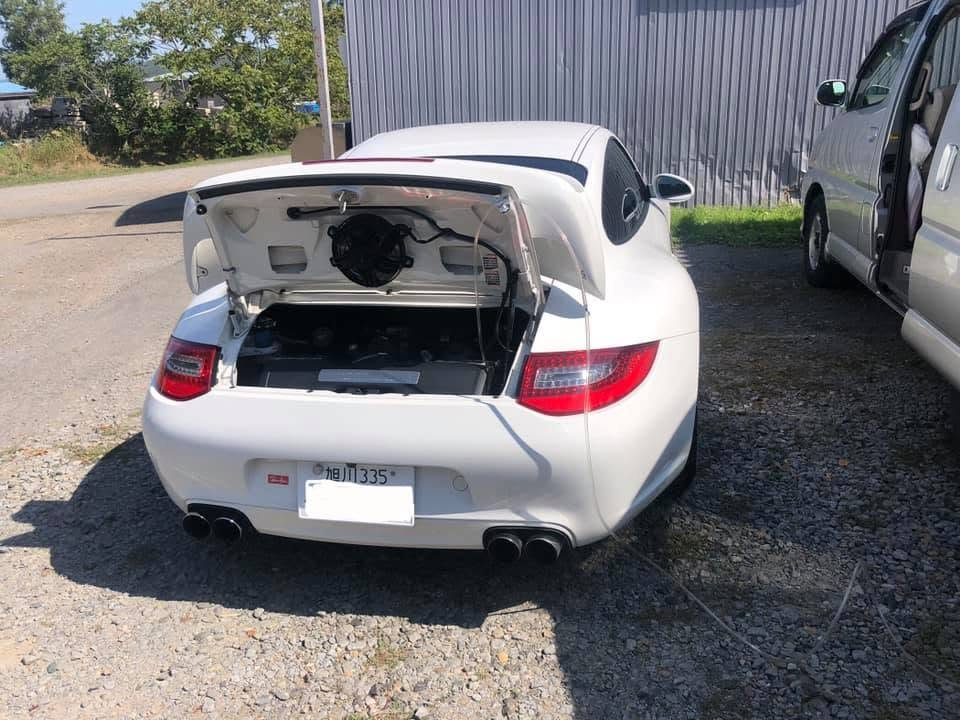 ポルシェ 911(997) 水素ガスエンジンカーボンクリーニング 施工中(出張施工)|有限会社ケースタイル 旭川