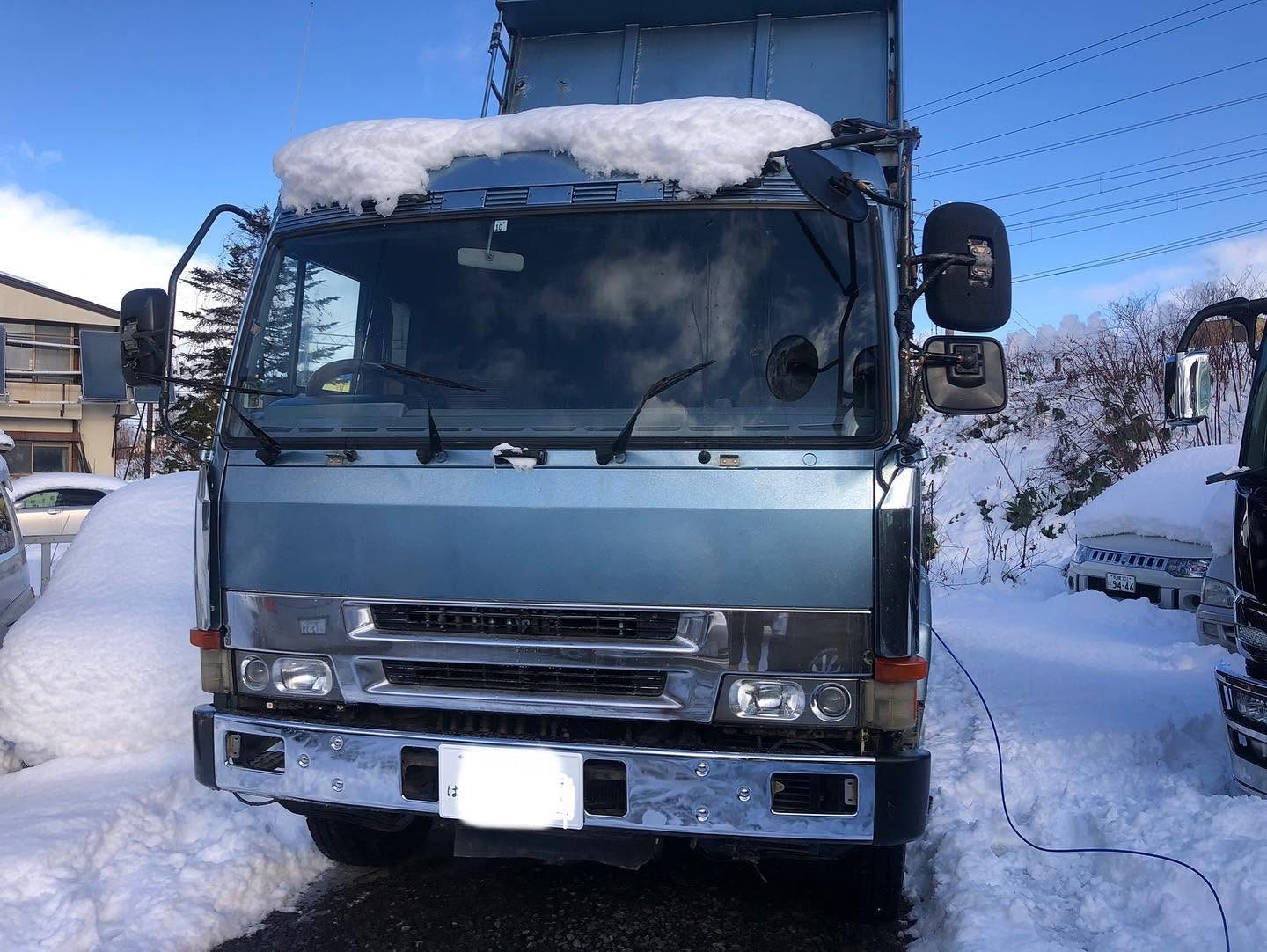 三菱ふそう ファイター（冬季・出張） 水素ガスエンジンカーボンクリーニング 施工中（出張施工）｜有限会社ケースタイル 旭川