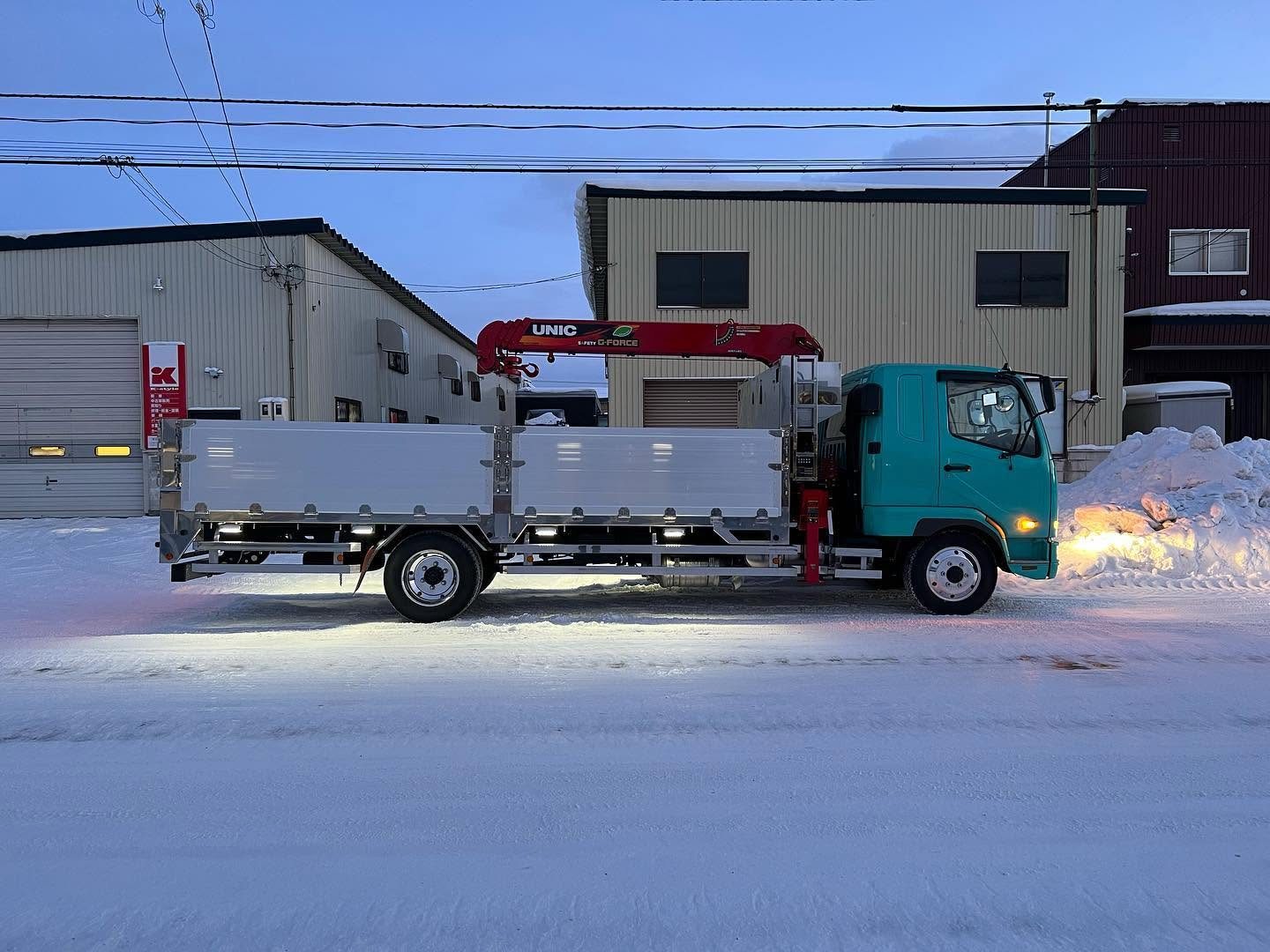 日野 レンジャー クレーン（冬季出張） 水素ガスエンジンカーボンクリーニング 施工中（出張施工）｜有限会社ケースタイル 旭川