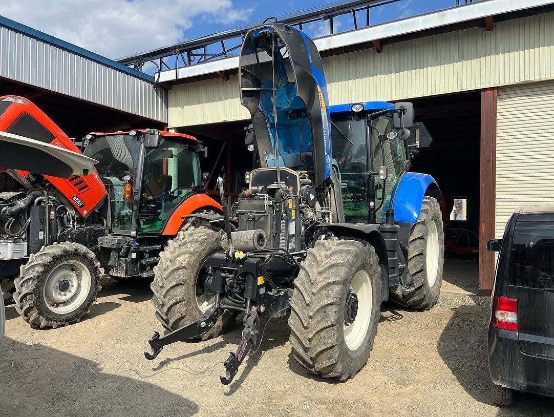 クボタ トラクター（M7） 水素ガスエンジンカーボンクリーニング 施工中（出張施工）｜有限会社ケースタイル 旭川