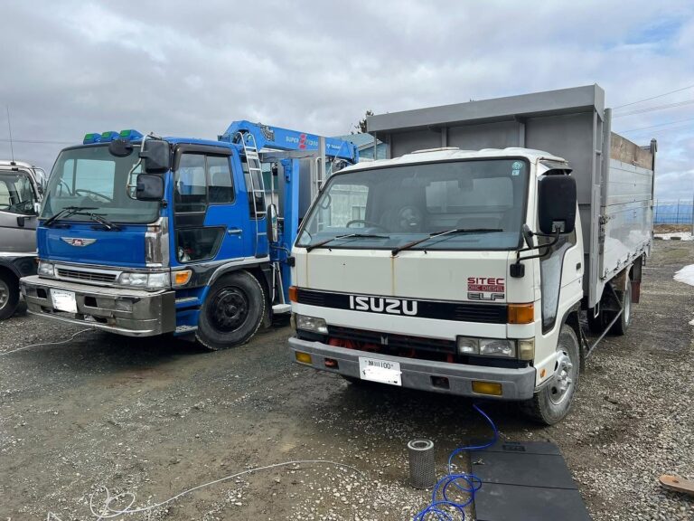 いすゞ エルフ ダンプ 水素ガスエンジンカーボンクリーニング 施工中（出張施工）｜有限会社ケースタイル 旭川